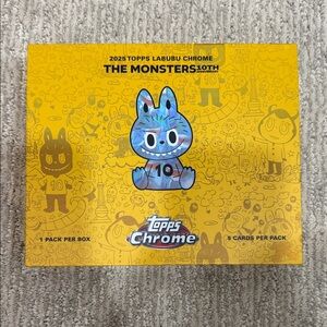 Topps Chrome Labubu The Monsters 10th Edition - Yellow and Blue